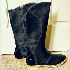 Ahnu Helena black leather zip side knee high boots size 11